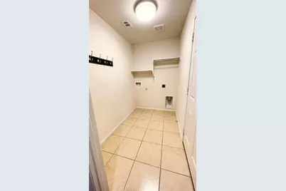 8209 Macgregor Drive, Arlington, TX 76002 - Photo 21