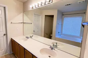 8209 MacGregor Dr, Arlington, TX 76002 - Photo 13