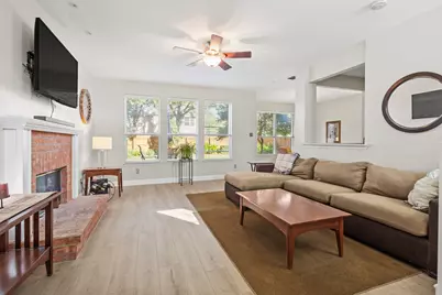 2716 Chatsworth Drive, Grapevine, TX 76051 - Photo 5