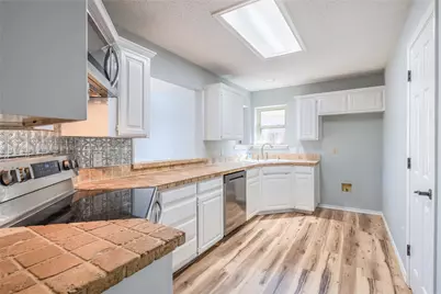 2123 Ridgecliff Drive, Keller, TX 76248 - Photo 5