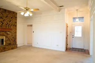 5202 Bradley Ln, Arlington, TX 76017 - Photo 3