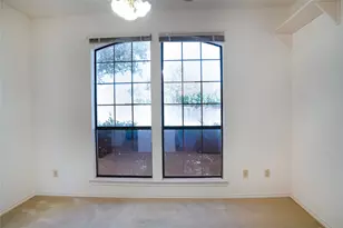 5202 Bradley Ln, Arlington, TX 76017 - Photo 19