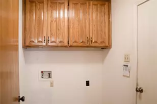 5202 Bradley Ln, Arlington, TX 76017 - Photo 15