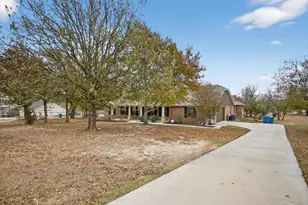 108 La Arroya Dr, Weatherford, TX 76088 - Photo 3