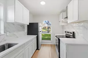 4333 Thicket Dr, Garland, TX 75043 - Photo 3