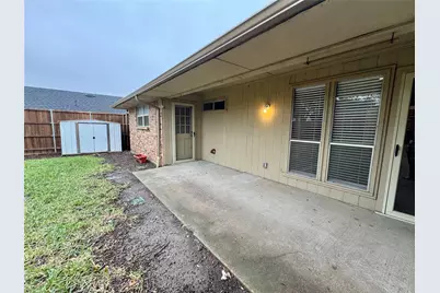 1925 Glen Hill Drive, Carrollton, TX 75007 - Photo 39