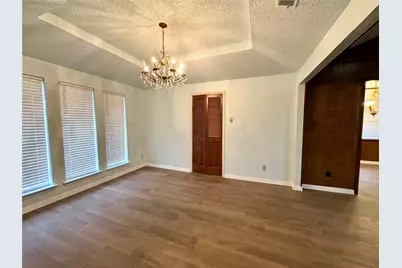 1925 Glen Hill Drive, Carrollton, TX 75007 - Photo 3