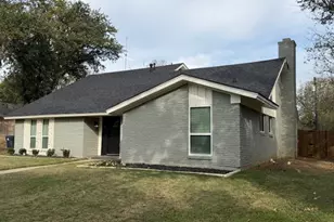 2223 Foxcroft Cir, Denton, TX 76209 - Photo 3