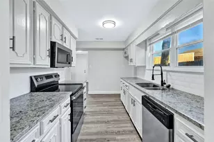 415 N 19th St, Corsicana, TX 75110 - Photo 7