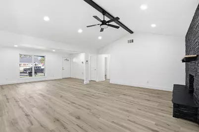 3848 Oak Haven Drive, Forest Hill, TX 76119 - Photo 9