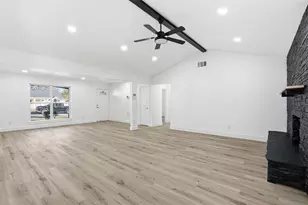 3848 Oak Haven Dr, Forest Hill, TX 76119 - Photo 9