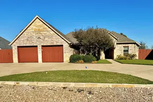 2918 Willow Ridge Cir, Granbury, TX 76049 - Photo 1