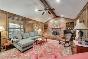1719 Autumn Ln, Arlington, TX 76012 - Photo 7