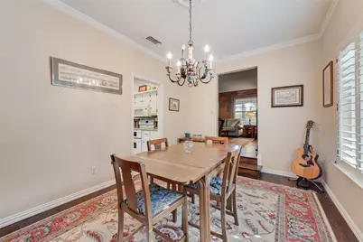 1719 Autumn Lane, Arlington, TX 76012 - Photo 11