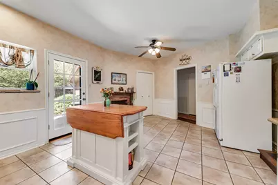 1719 Autumn Lane, Arlington, TX 76012 - Photo 13
