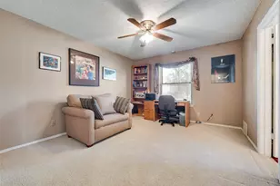 1719 Autumn Ln, Arlington, TX 76012 - Photo 21