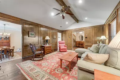 1719 Autumn Lane, Arlington, TX 76012 - Photo 9