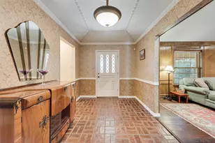 1719 Autumn Ln, Arlington, TX 76012 - Photo 5