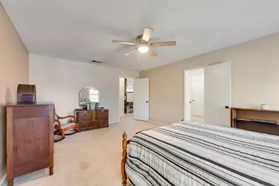 1719 Autumn Lane, Arlington, TX 76012 - Photo 27