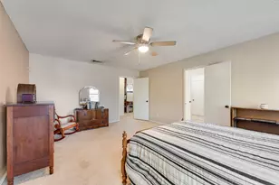 1719 Autumn Ln, Arlington, TX 76012 - Photo 27