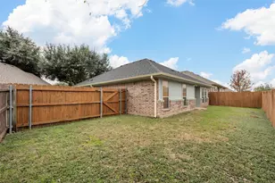 10121 Colony Dr, Waco, TX 76708 - Photo 17