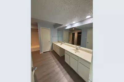 2207 Heritage Circle, Carrollton, TX 75006 - Photo 13