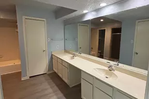 2207 Heritage Cir, Carrollton, TX 75006 - Photo 13