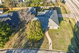 2500 Burnett Dr, Greenville, TX 75402 - Photo 11