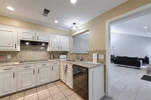 15632 Moondust Dr, Dallas, TX 75248 - Photo 17