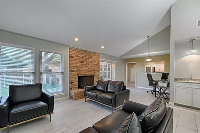 15632 Moondust Drive, Dallas, TX 75248 - Photo 9