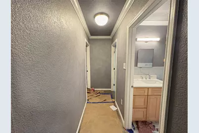 1515 E Waco Avenue, Dallas, TX 75216 - Photo 7