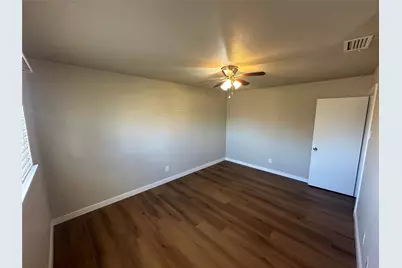 2626 Nina, Grand Prairie, TX 75052 - Photo 11