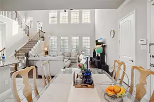 1001 Vineyard Dr, Euless, TX 76039 - Photo 9