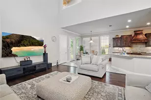 1001 Vineyard Dr, Euless, TX 76039 - Photo 11