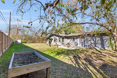 200 E 8th Street, Kaufman, TX 75142 - Photo 25