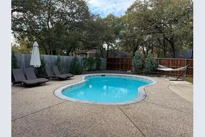 116 Montreal Drive, Hurst, TX 76054 - Photo 23