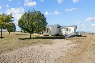 7624 County Rd 916, Godley, TX 76044 - Photo 3