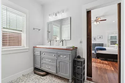 2844 S Adams Street, Fort Worth, TX 76110 - Photo 13