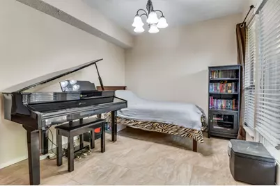 2040 Fleur De Lis Court, Arlington, TX 76012 - Photo 7