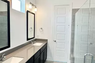 1432 Bluebonnet Blvd, Gainesville, TX 76240 - Photo 17