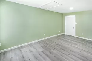 1506 Hickory St, Grand Prairie, TX 75050 - Photo 15