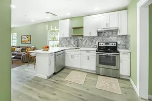 1506 Hickory St, Grand Prairie, TX 75050 - Photo 5