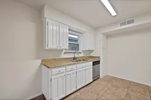 4807 Crestmont Ct, Arlington, TX 76017 - Photo 13