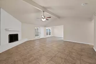 4807 Crestmont Ct, Arlington, TX 76017 - Photo 5