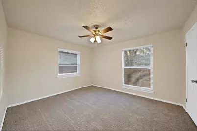 4807 Crestmont Court, Arlington, TX 76017 - Photo 19