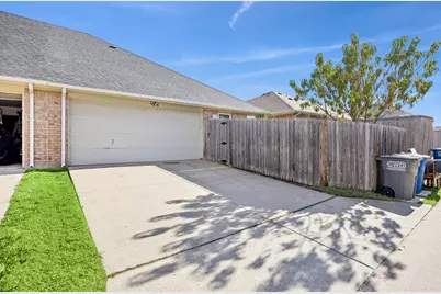 1747 Preston On The Lake Boulevard, Little Elm, TX 75068 - Photo 23