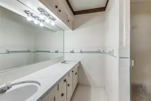 2271 Homeway Cir, Dallas, TX 75228 - Photo 11