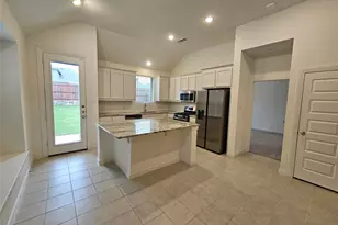 3915 Chesapeake Ln, Forney, TX 75126 - Photo 5