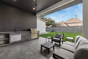 6411 Royal Ln, Dallas, TX 75230 - Photo 31