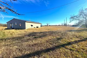 198 Tilda Jane Ln, Graham, TX 76450 - Photo 5